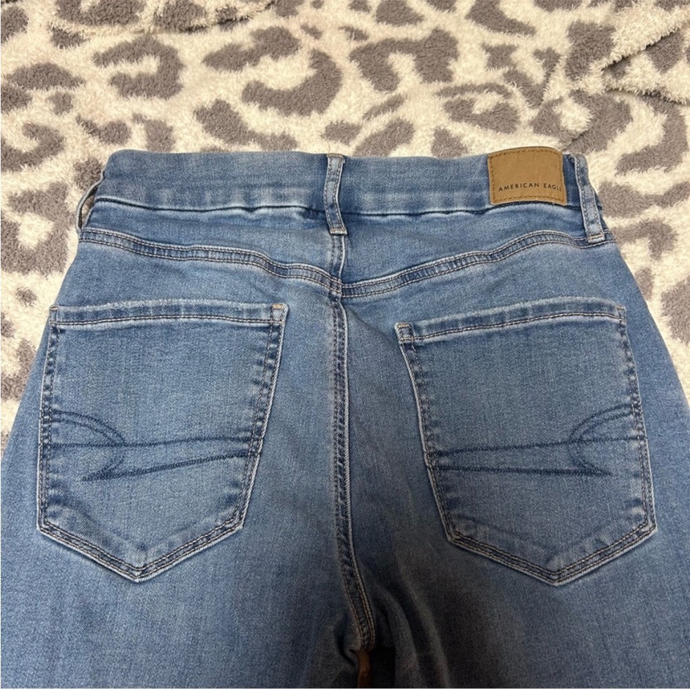 American Eagle Curvy Super High Rise Flare Jeans Short - Picture 3 of 5